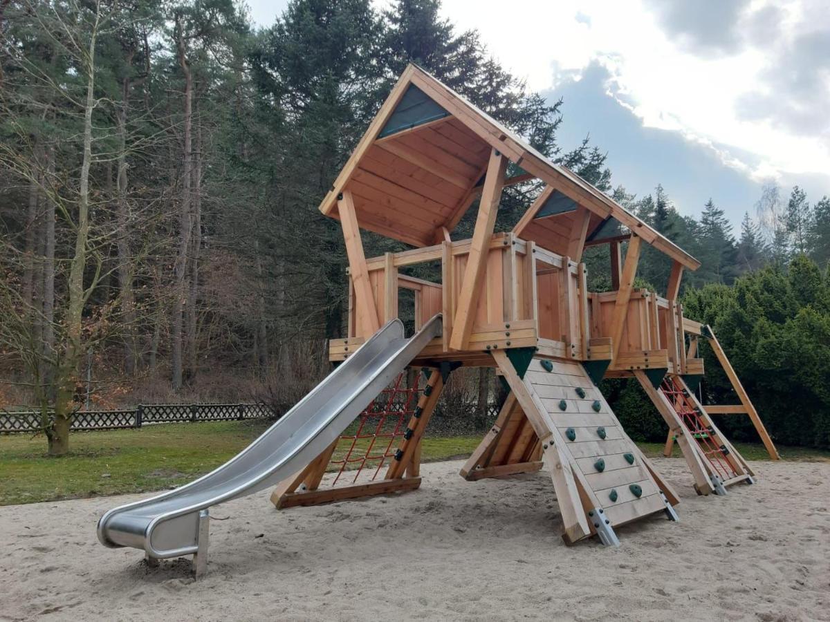 Hotel Koenigslinie 사스니츠 외부 사진
