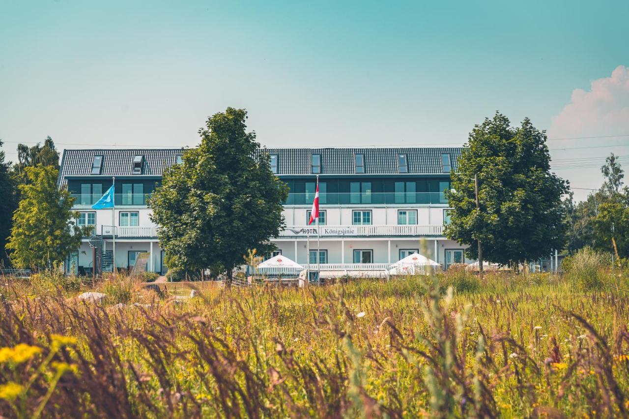 Hotel Koenigslinie 사스니츠 외부 사진