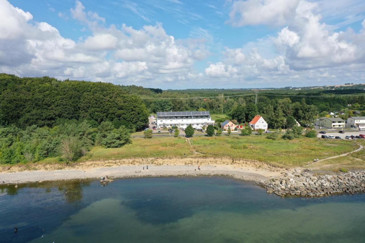 Hotel Koenigslinie 사스니츠 외부 사진