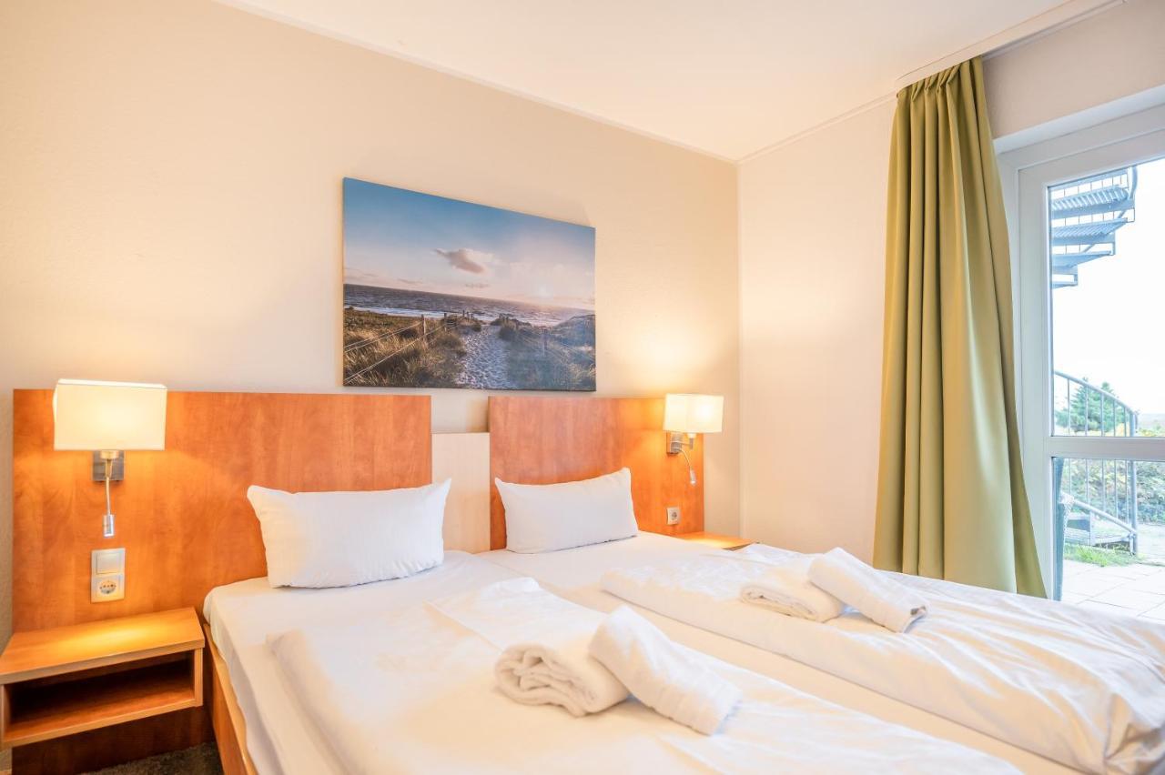 Hotel Koenigslinie 사스니츠 외부 사진