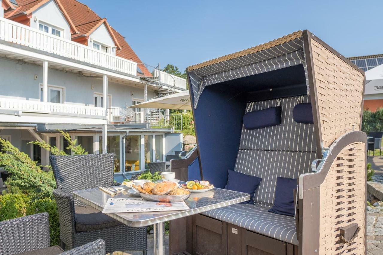 Hotel Koenigslinie 사스니츠 외부 사진
